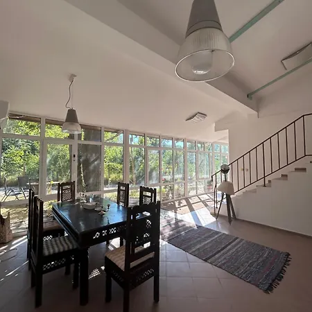 Holiday home зелен рай, к-с